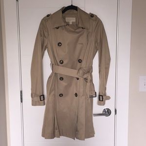 Like new trench coat